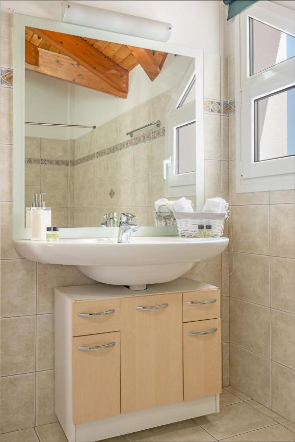 Grand Square Apartment Argostoli  Luaran gambar